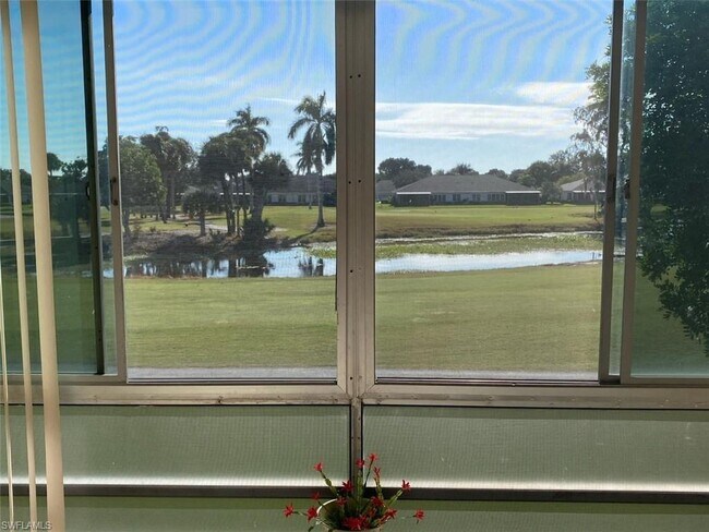 Foto del edificio - 1344 Myerlee Country Club Blvd