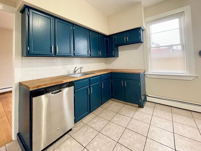 Foto del edificio - 260 Atwells Ave