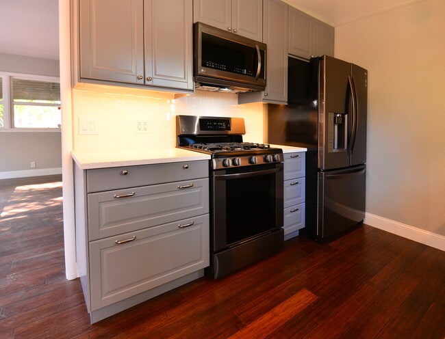 Photo - 20 Pleasant Valley Dr Apartments