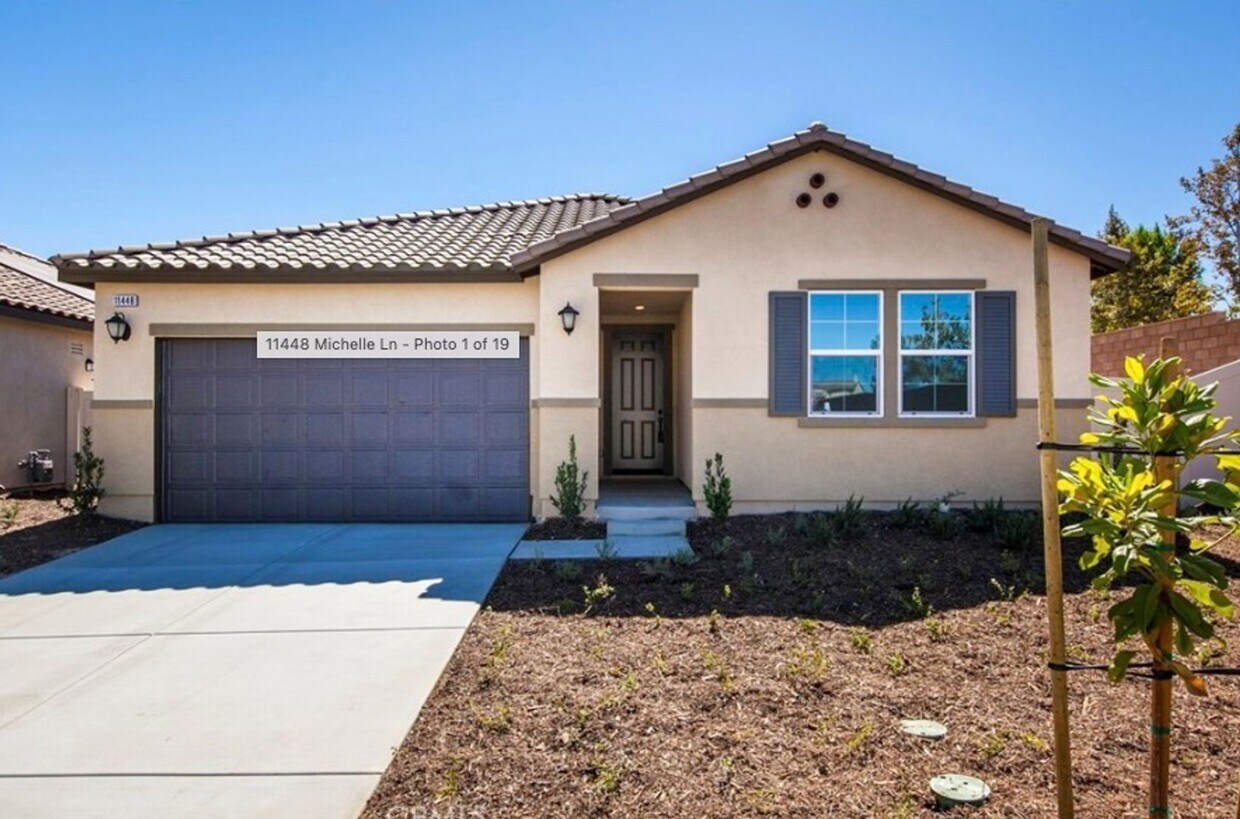 Foto principal - Great house with Tons of amenities at your...