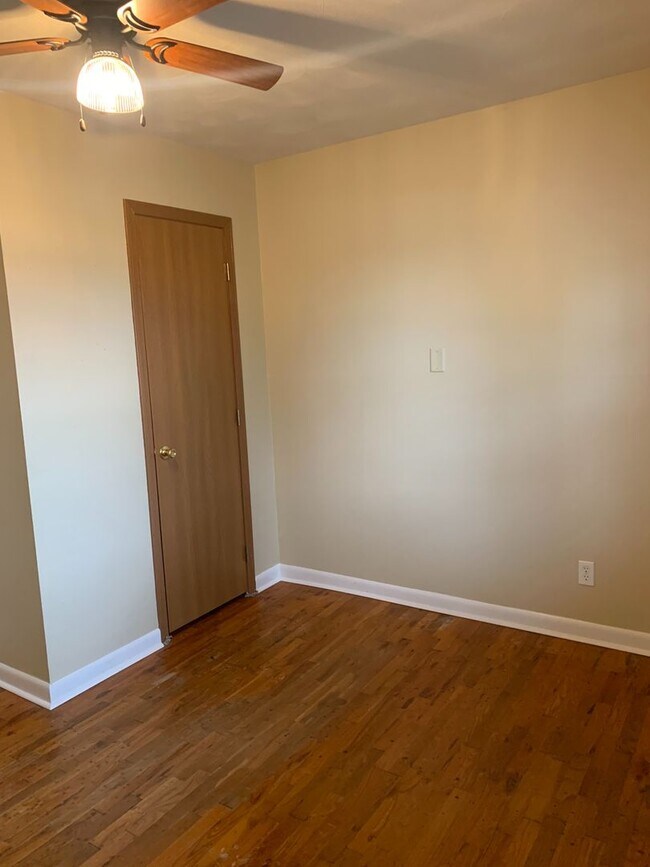 Foto del edificio - WILLARD 3 Bedroom 2 Bath + Bonus Room