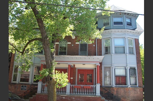 Primary Photo - 19 Lynwood Pl