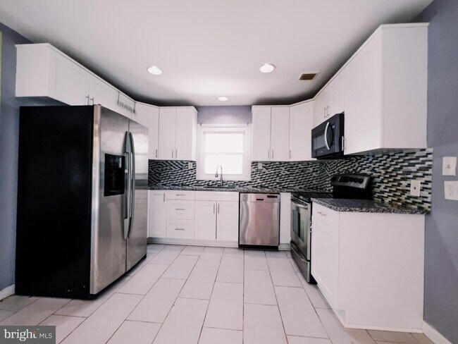 Building Photo - 12304 Melling Ln