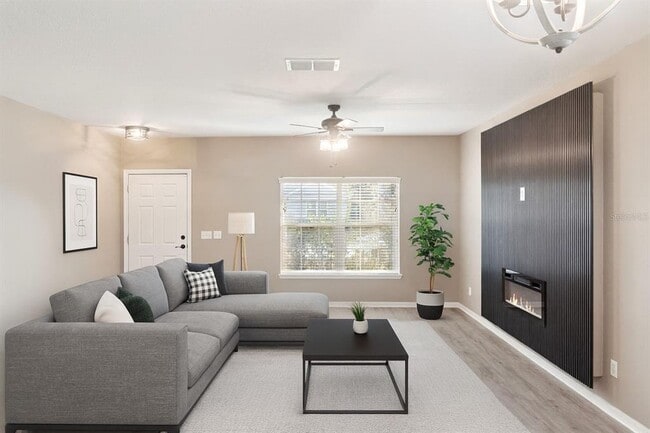 Building Photo - 1030 Bending Oak Trail