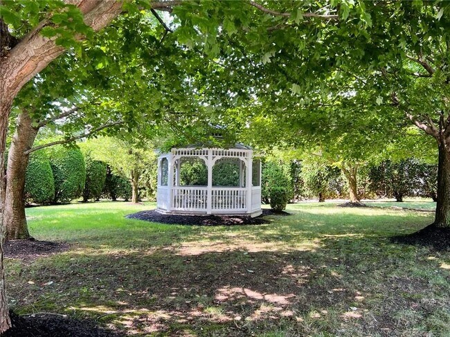 Foto del edificio - 1371 Mendon Rd