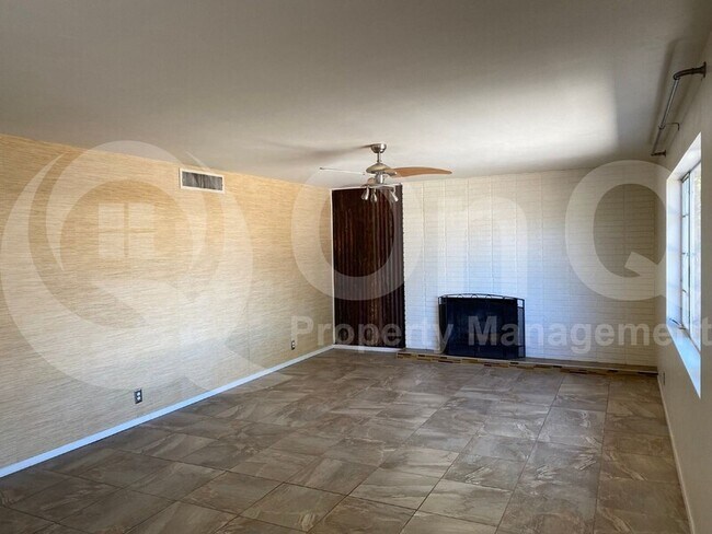 Building Photo - 7425 East Calle La Vega