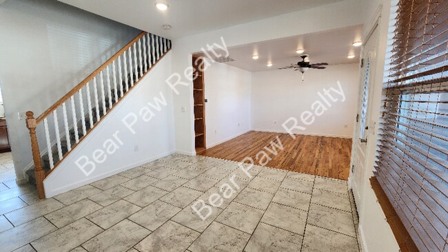 Foto del edificio - 1007 W 29th St