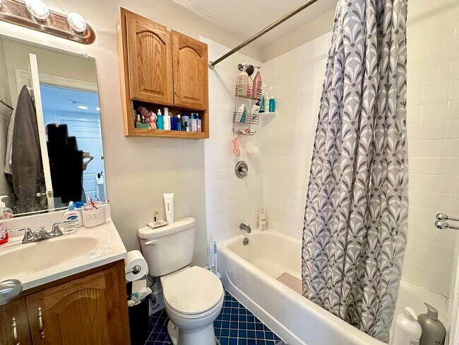 Foto del edificio - 836 Huntington Ave