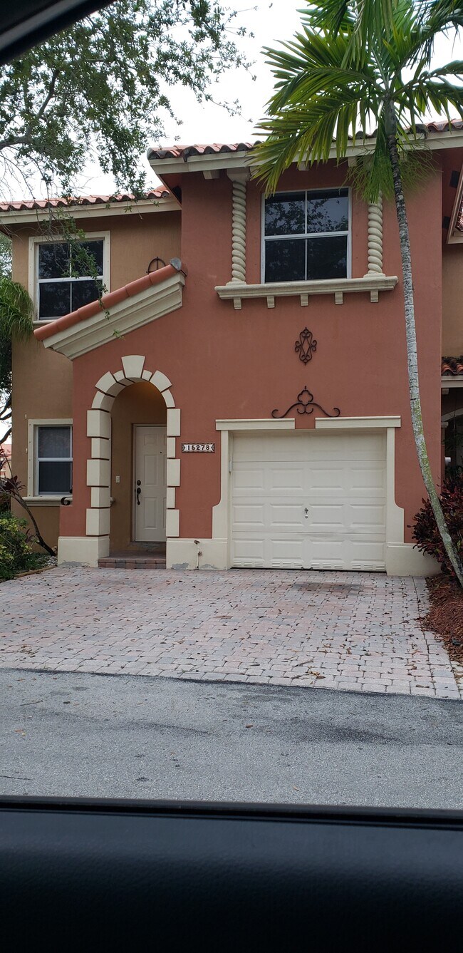 Foto del edificio - 15278 SW 30th Ter