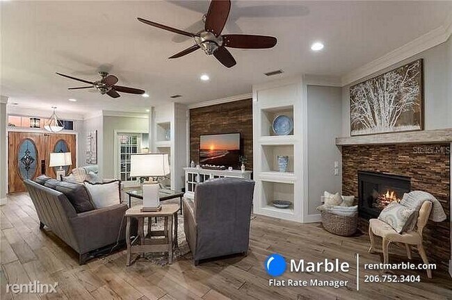 Foto del edificio - 3 br, 3 bath House - 6119 9th Avenue Cir NE