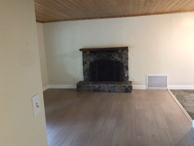 Foto del edificio - 4450 Canyon Loop