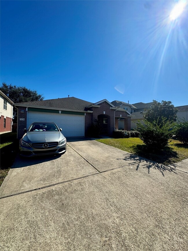 Foto del edificio - 7130 Liberty Creek Tr