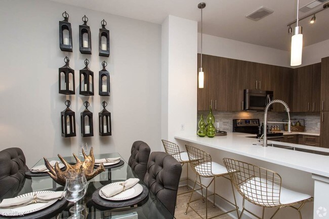 Building Photo - 2 br, 2 bath Apartment - 24 Clifton St A3