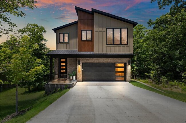 Building Photo - 30 Cromer Dr