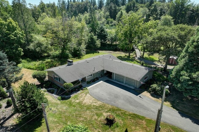 Building Photo - 3bd/2ba Issaquah House