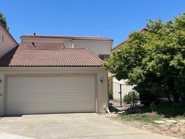 Foto principal - 7010 Colina Ln