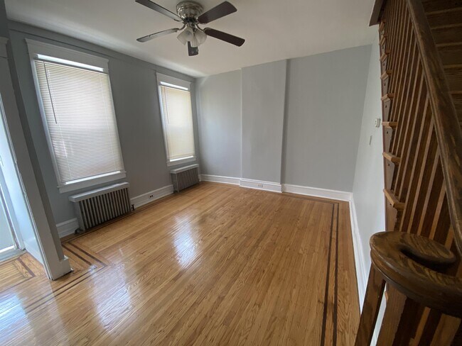 Building Photo - 1127 Liberty St