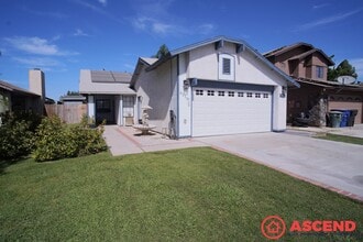 Building Photo - 6213 Regina Way