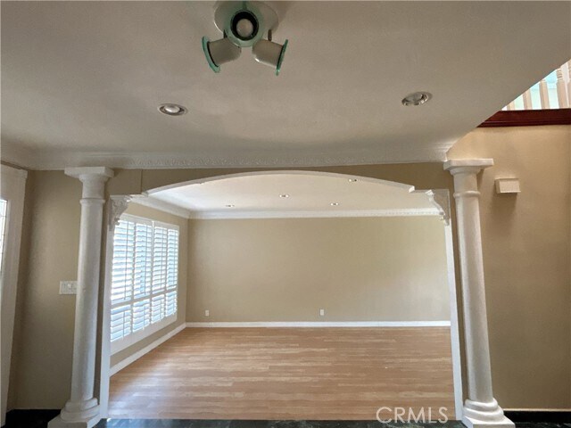 Building Photo - 6862 Gas Light Dr