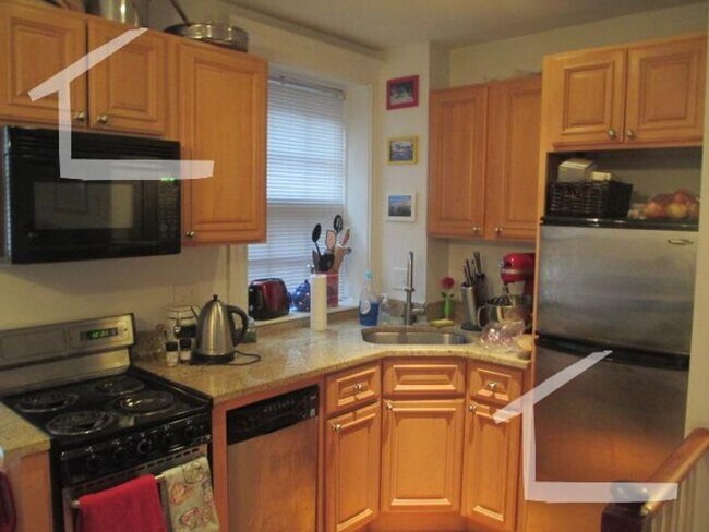 Foto del edificio - 2 bed in Beacon Hill