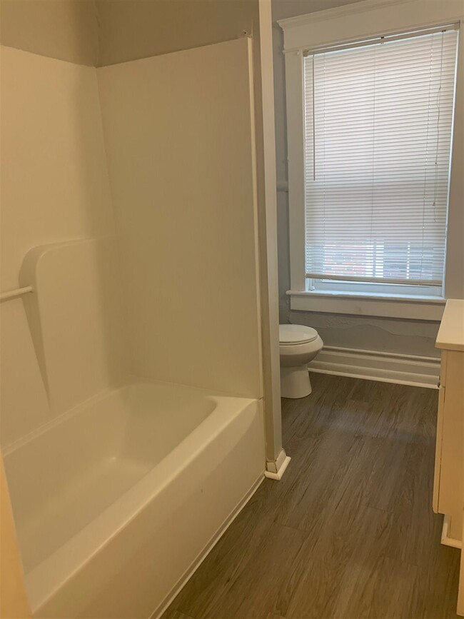Foto del edificio - 165 Madison Ln