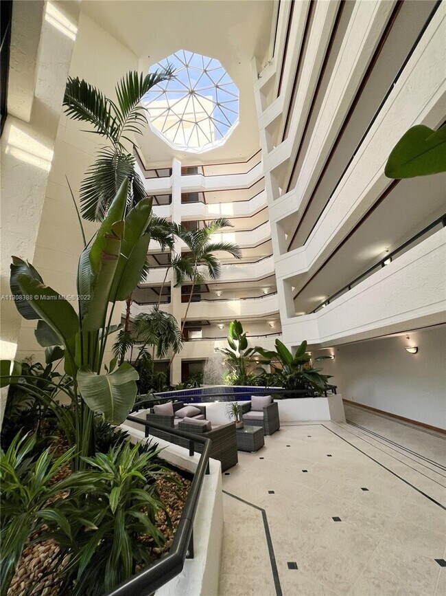 Building Photo - 170 Ocean Lane Dr