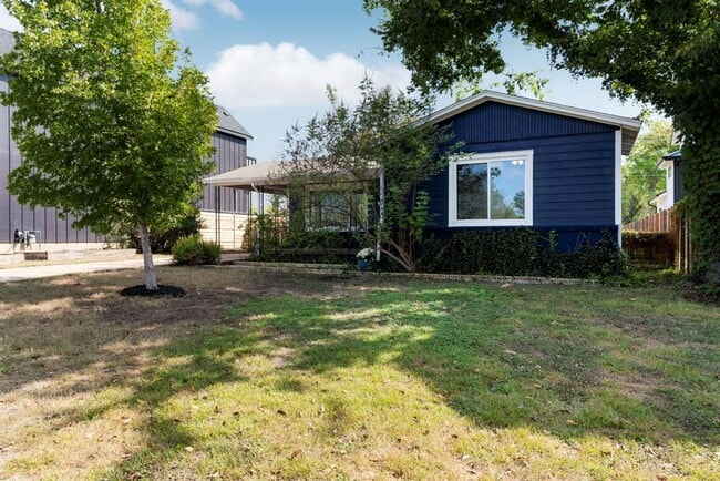 Building Photo - 4503 Garnett St