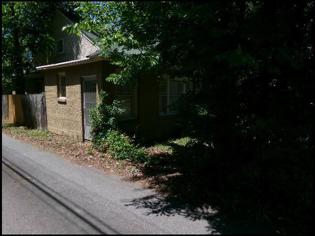 Building Photo - 106 Fountain Ave