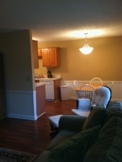 Foto del edificio - 201 Oakmont Ave