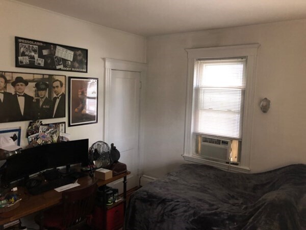 Foto del edificio - 844 E 3rd St