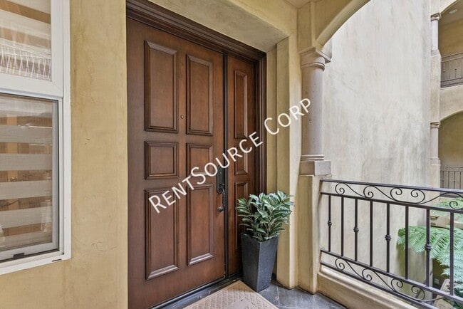 Foto del edificio - 12044 Hoffman St