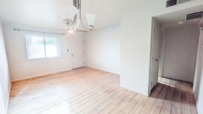 Photo - 161 E 2nd Ave Apartments