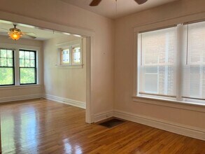 Building Photo - 4110 Cleveland - 4110 1FL
