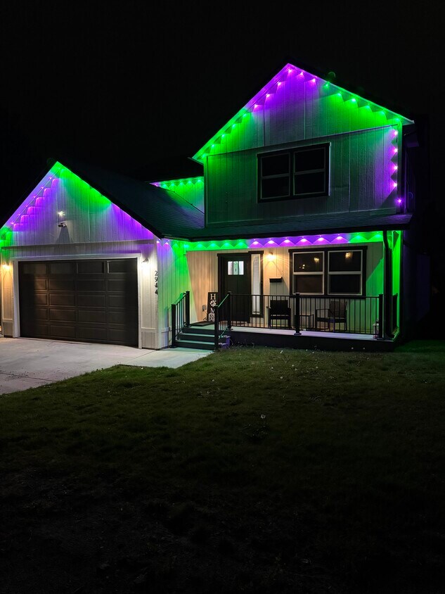 Primary Photo - 2944 W 18th Ave