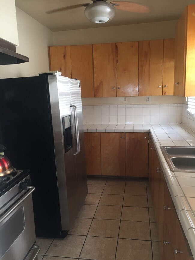Foto del edificio - 3801 1/2 Montclair St