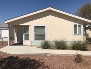 Building Photo - 1069 Baseline Rd
