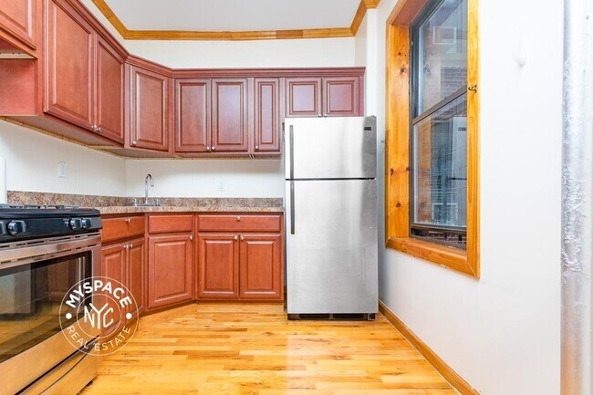 Foto del edificio - 291 Crown St