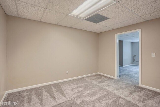 Building Photo - 5 br, 3.5 bath House - 62 Potomac Drive UNIT