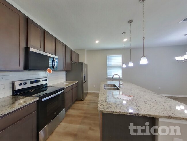 Foto del edificio - 4327 Spirit Star Dr