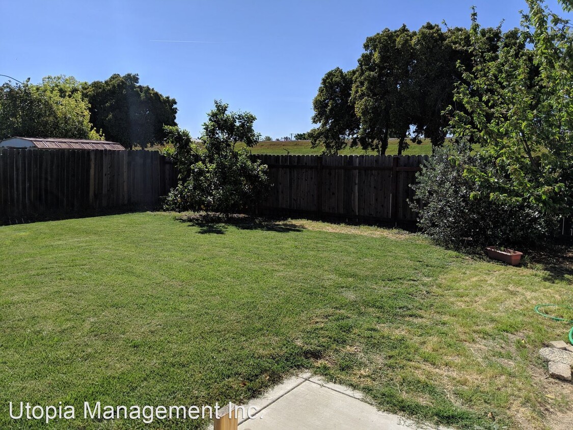 Building Photo - 3 br, 1 bath House - 5689 Norman Way