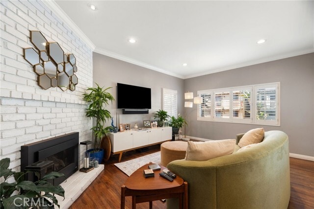 Building Photo - 330 28th St