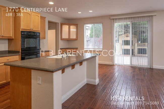 Building Photo - 1770 Centerpiece Ln