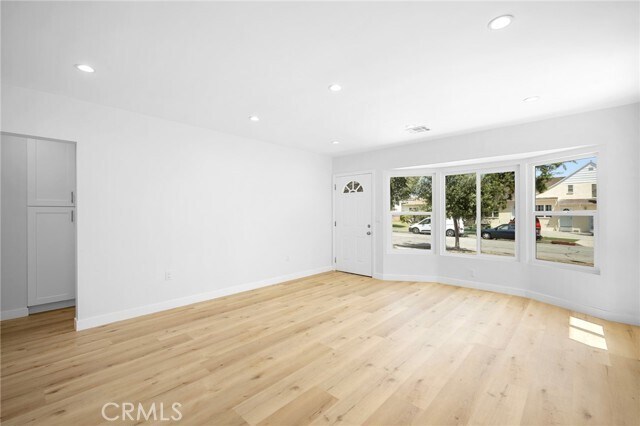 Foto del edificio - 1025 Linden Ave