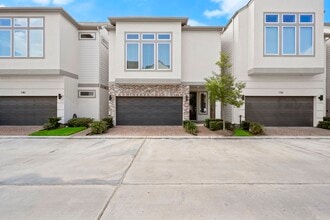 Building Photo - 138 Knightsbridge Park Ln