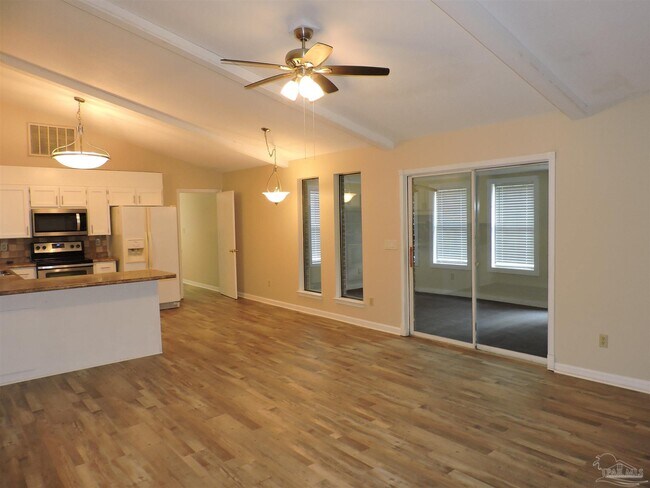 Foto del edificio - 3206 Raines St