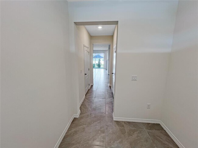 Foto del edificio - 1264 Draintree St