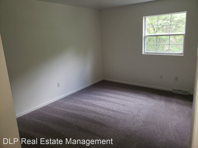 Foto del edificio - 623-629 Forrest St