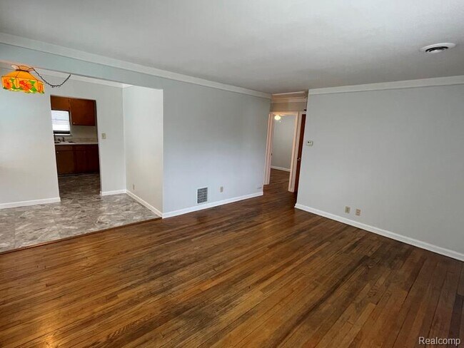 Foto del edificio - 26604 Groveland St