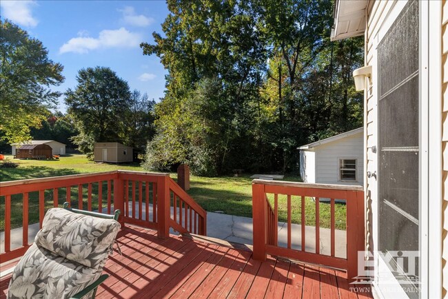 Foto del edificio - 3 Bed, 2 Bath Home in Tanglewood Shores