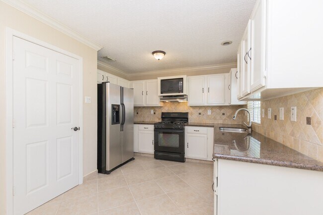 Foto del edificio - 4106 Kitchen Hill Ln
